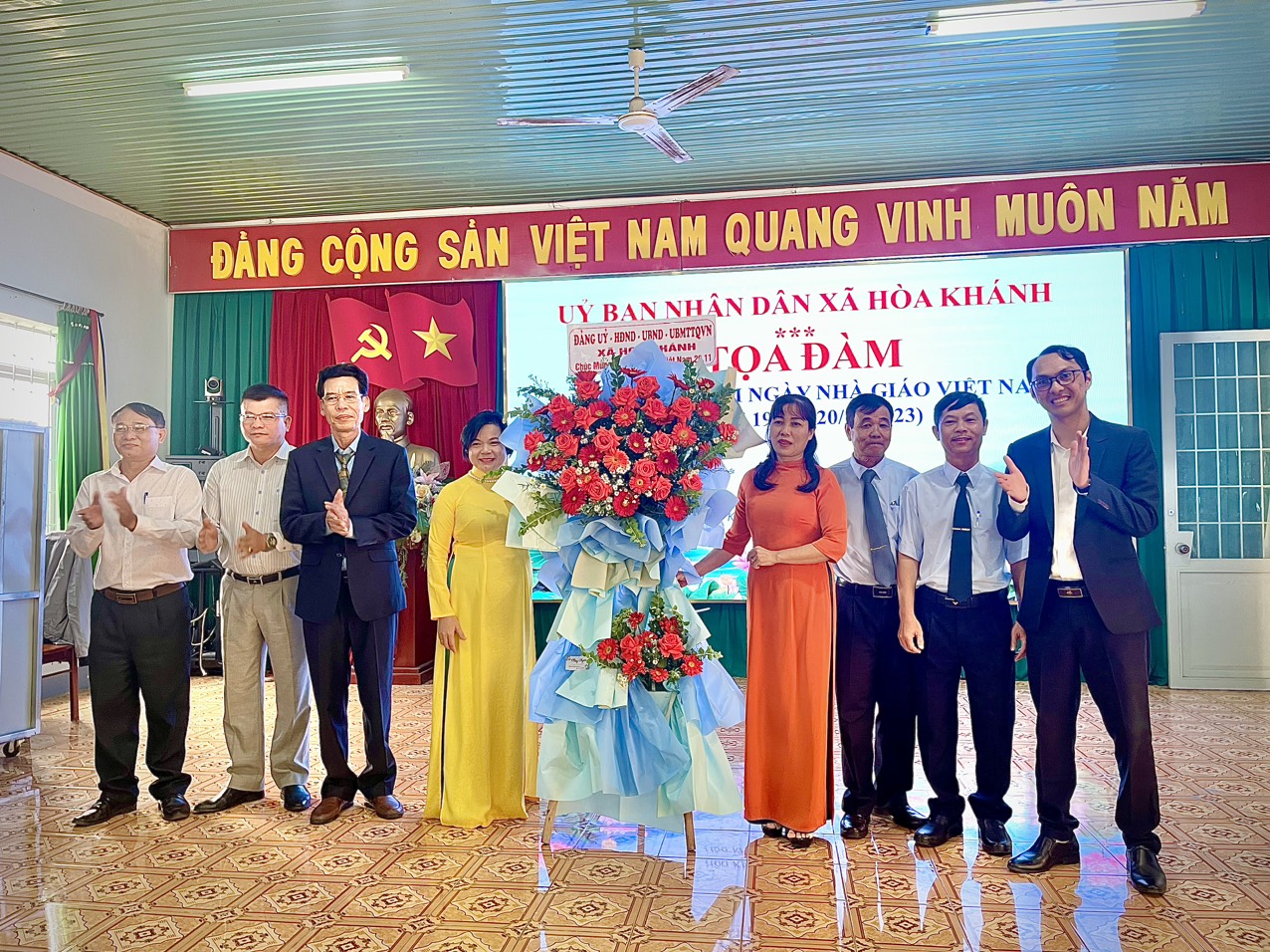 Xã Hòa Khánh tổ chức tọa  đàm kỷ niệm 41 năm Ngày nhà giáo Việt Nam (20/11/1982- 20/11/2023)